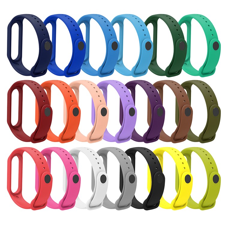 Soft TPU Watch Band for Xiaomi Mi Band 7, Adjustable Wrist Strap Bracelet Replacement - Black