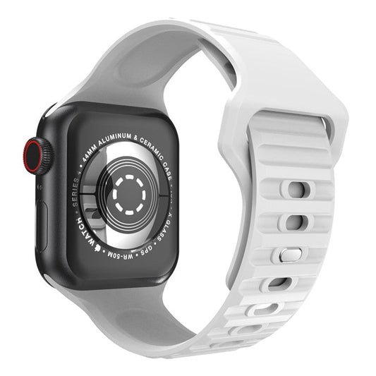 For Apple Watch Series 10 42mm / 9 8 7 41mm / 6 5 4 SE SE (2022) SE (2023) 40mm / 3 2 1 38mm Stripe Design Silicone Smartwatch Band Replacement Wrist Strap - White