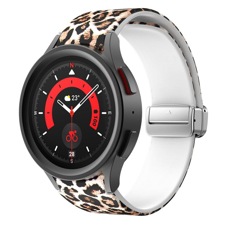 For Samsung Galaxy Watch6 40mm 44mm / Watch6 Classic 43mm 47mm / Watch 5 40mm 44mm / 5 Pro 45mm / Watch4 40mm 44mm Pattern Printed Watch Band  Sport Silicone Strap with Folding Buckle - Brown Leopard
