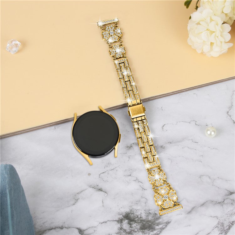 For Samsung Galaxy Watch6 40mm 44mm / Watch6 Classic 43mm 47mm / Watch 5 40mm 44mm / 5 Pro 45mm / Watch4 40mm 44mm Metal Watch Band 20mm Rhinestone Clover Wrist Strap - Gold