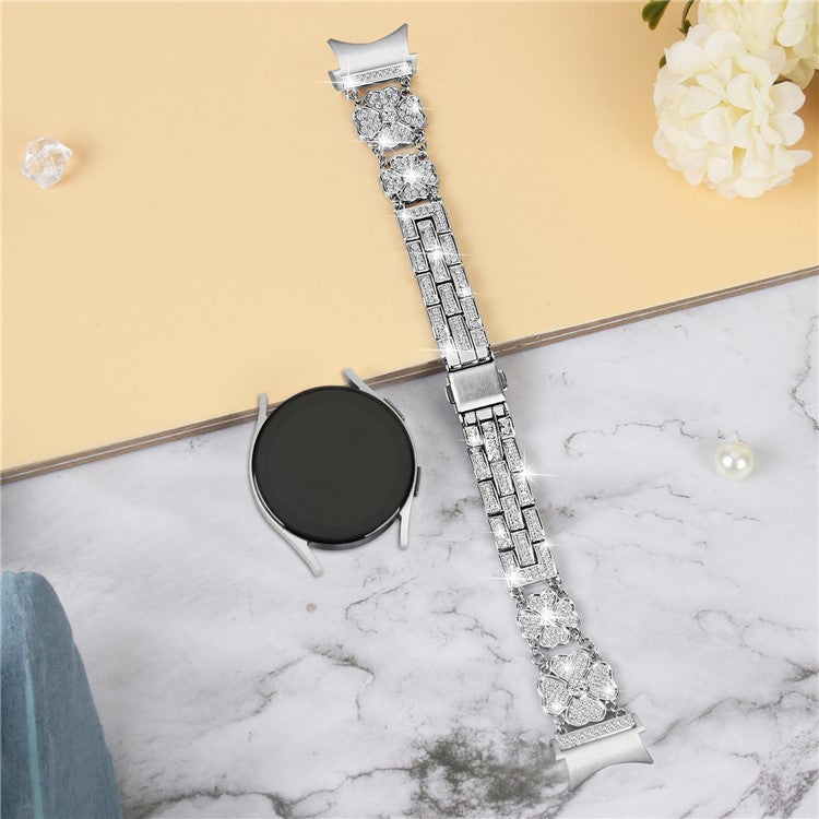 For Samsung Galaxy Watch6 40mm 44mm / Watch6 Classic 43mm 47mm / Watch 5 40mm 44mm / 5 Pro 45mm Watch Band with Connector - Silver