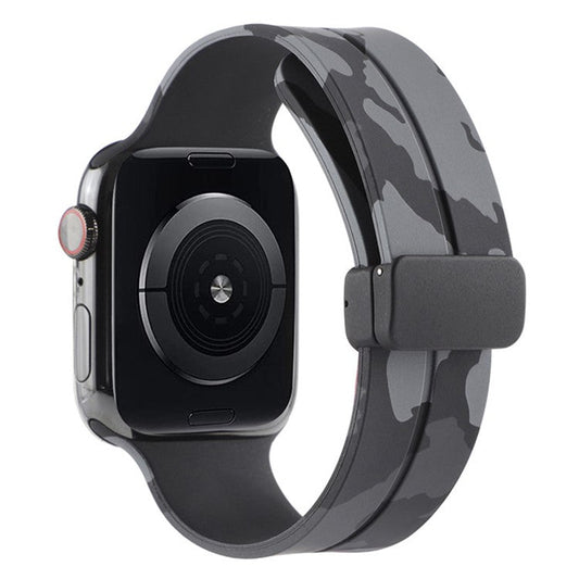 For Apple Watch Series 10 46mm / Ultra 2 Ultra 49mm /  Series 9 8 7 45mm / 6 5 4 SE (2023) SE (2022) SE 44mm / 3 2 1 42mm Camouflage Silicone Watch Band Magnetic Buckle Strap - Dark Grey