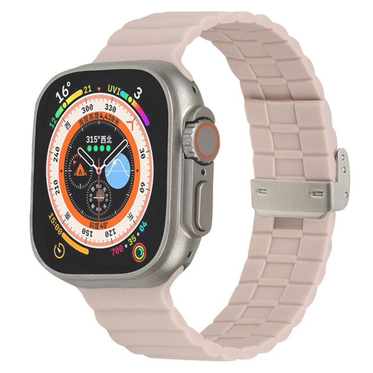 Watch Strap for Apple Watch Series 10 42mm / 9 8 7 41mm / SE (2023) SE (2022) SE 6 5 4 40mm / 3 2 1 38mm Clip Buckle Silicone Watchband - Pink