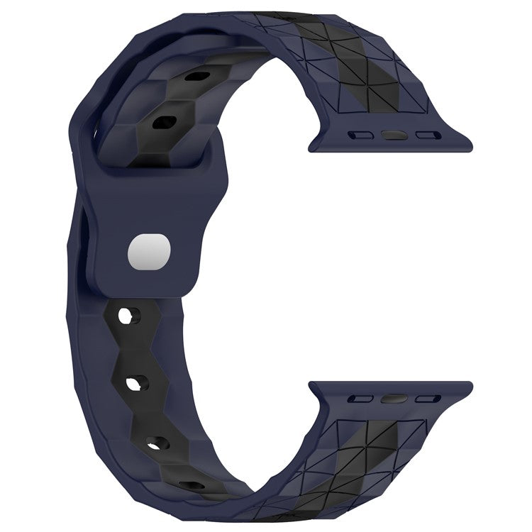 For Apple Watch Series 10 46mm / Ultra 2 Ultra 49mm /  Series 9 8 7 45mm / 6 5 4 SE (2023) SE (2022) SE 44mm / 3 2 1 42mm Football Pattern Silicone Watch Strap - Midnight Blue / Black