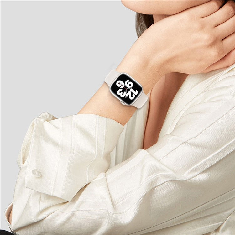 2Pcs Size M / L AW Silicone Strap for Apple Watch Series 10 42mm / 9 8 7 41mm / SE (2023) SE (2022) SE 6 5 4 40mm / 3 2 1 38mm Adjustable Watch Band - Black+Dark Grey