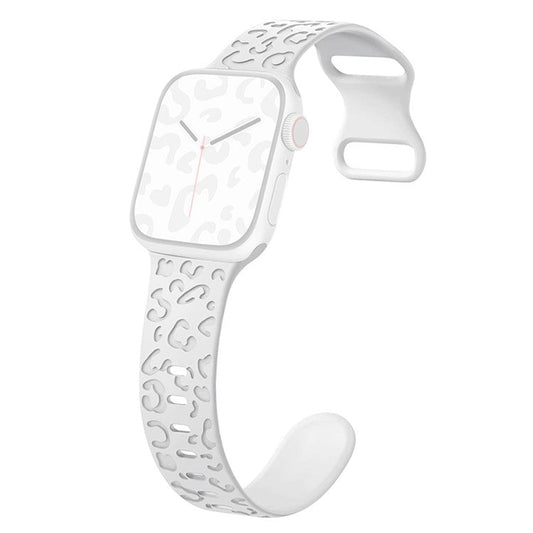 For Apple Watch Series 10 46mm / Ultra 2 Ultra 49mm /  Series 9 8 7 45mm / 6 5 4 SE (2023) SE (2022) SE 44mm / 3 2 1 42mm Silicone Leopard Pattern Watch Strap - White