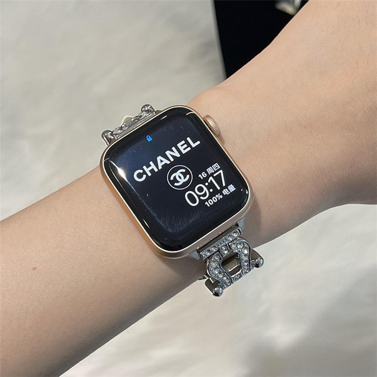 For Apple Watch 10 46mm / Ultra 2 / Ultra 49mm / 9 8 7 45mm / SE (2023) SE (2022) SE 6 5 4 44mm / 3 2 1 42mm Cowhide Leather Band - Beige / Silver Buckle