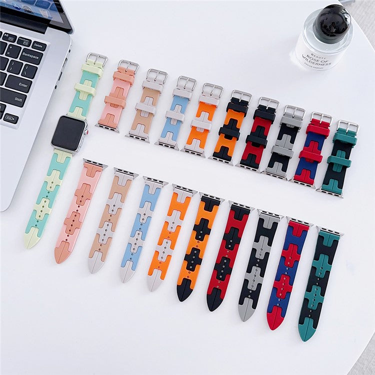 For Apple Watch 10 46mm / Ultra 2 / Ultra 49mm / 9 8 7 45mm / SE (2023) SE (2022) SE 6 5 4 44mm / 3 2 1 42mm Silicone Watch Band - Baby Blue / White