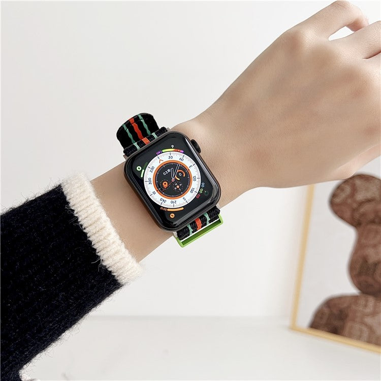 For Apple Watch 10 46mm / Ultra 2 / Ultra 49mm / 9 8 7 45mm / SE (2023) SE (2022) SE 6 5 4 44mm / 3 2 1 42mm Nylon Watch Strap - Black / Green