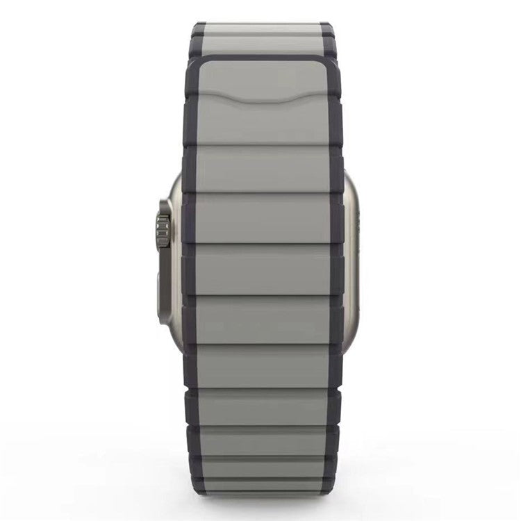Silicone Band for Apple Watch 10 46mm / Ultra 2 / Ultra 49mm / 9 8 7 45mm / SE (2023) SE (2022) SE 6 5 4 44mm / 3 2 1 42mm Magnetic Strap - Grey