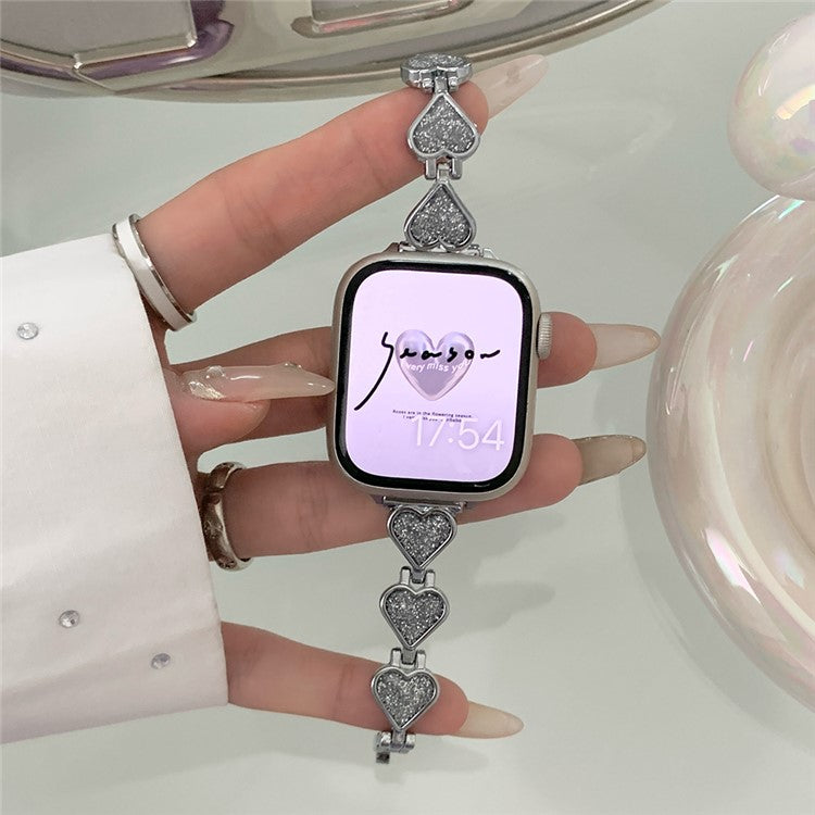 Zinc Alloy Band for Apple Watch 10 46mm / Ultra 2 / Ultra 49mm / 9 8 7 45mm / SE (2023) SE (2022) SE 6 5 4 44mm / 3 2 1 42mm Heart Design Strap - Silver