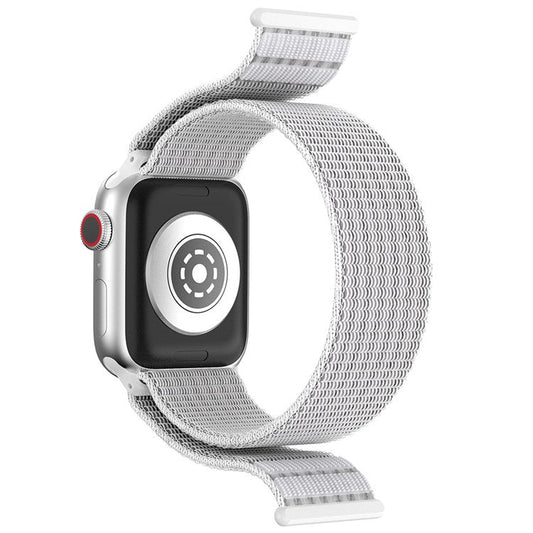 Nylon Watch Band For Apple Watch Series 10 42mm / 9 8 7 41mm / 6 5 4 SE (2023) SE (2022) SE 40mm / 3 2 1 38mm Adjustable Magic Tape Strap - Reflective White