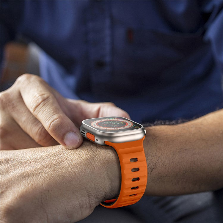 Watch Strap For Apple Watch Series 10 42mm / 9 8 7 41mm / SE (2023) SE (2022) SE 6 5 4 40mm / 3 2 1 38mm Dual Color Silicone Band - Orange+Black