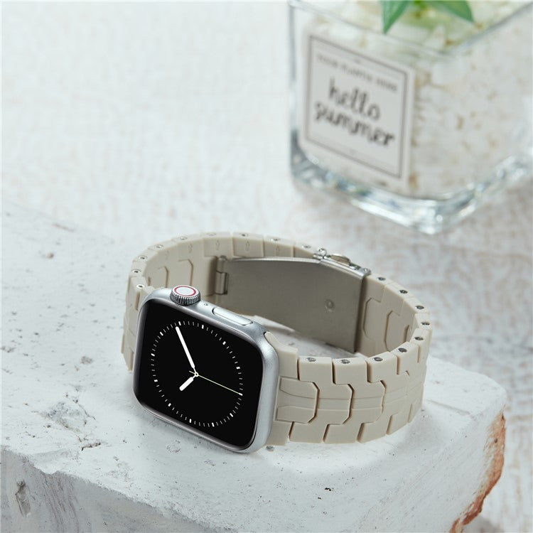 For Apple Watch 10 46mm / Ultra 2 / Ultra 49mm / 9 8 7 45mm / SE (2023) SE (2022) SE 6 5 4 44mm / 3 2 1 42mm Silicone Watch Band - Starlight