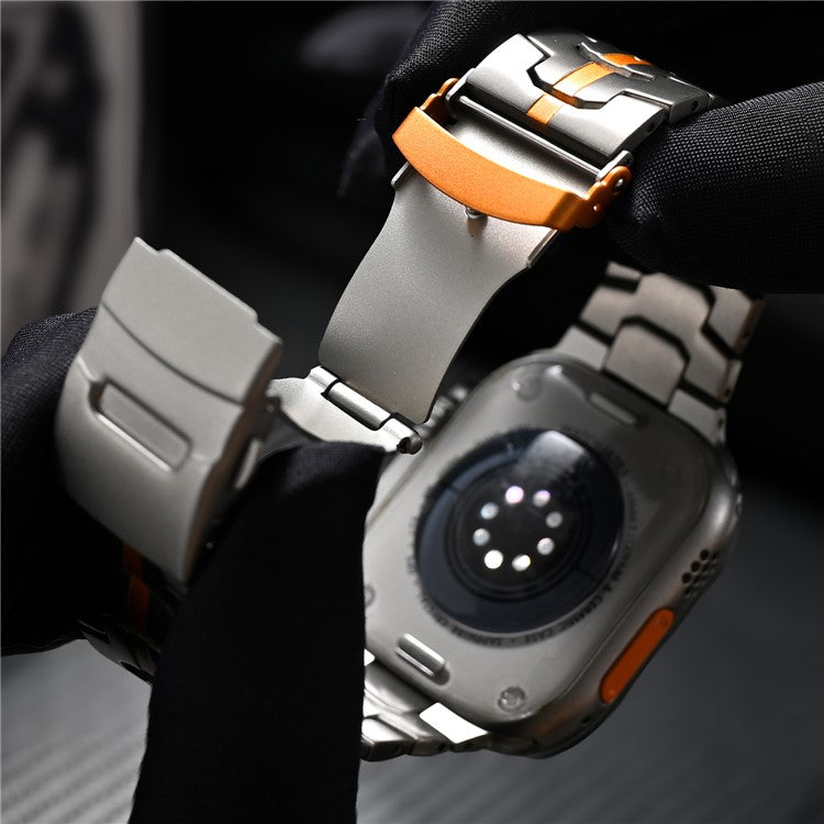 For Apple Watch 10 46mm / Ultra 2 / Ultra 49mm / 9 8 7 45mm / SE (2023) SE (2022) SE 6 5 4 44mm / 3 2 1 42mm Titanium Steel Wrist Strap - Titanium