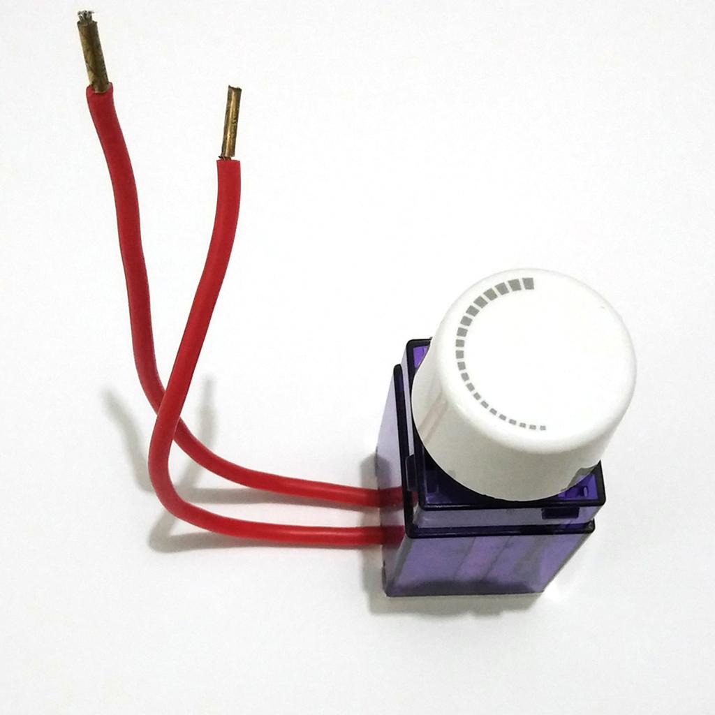 AC 220V 300W Thyristor Digital Control Electronic Dimmer No Strobe, Adjustment Range: 0 100%
