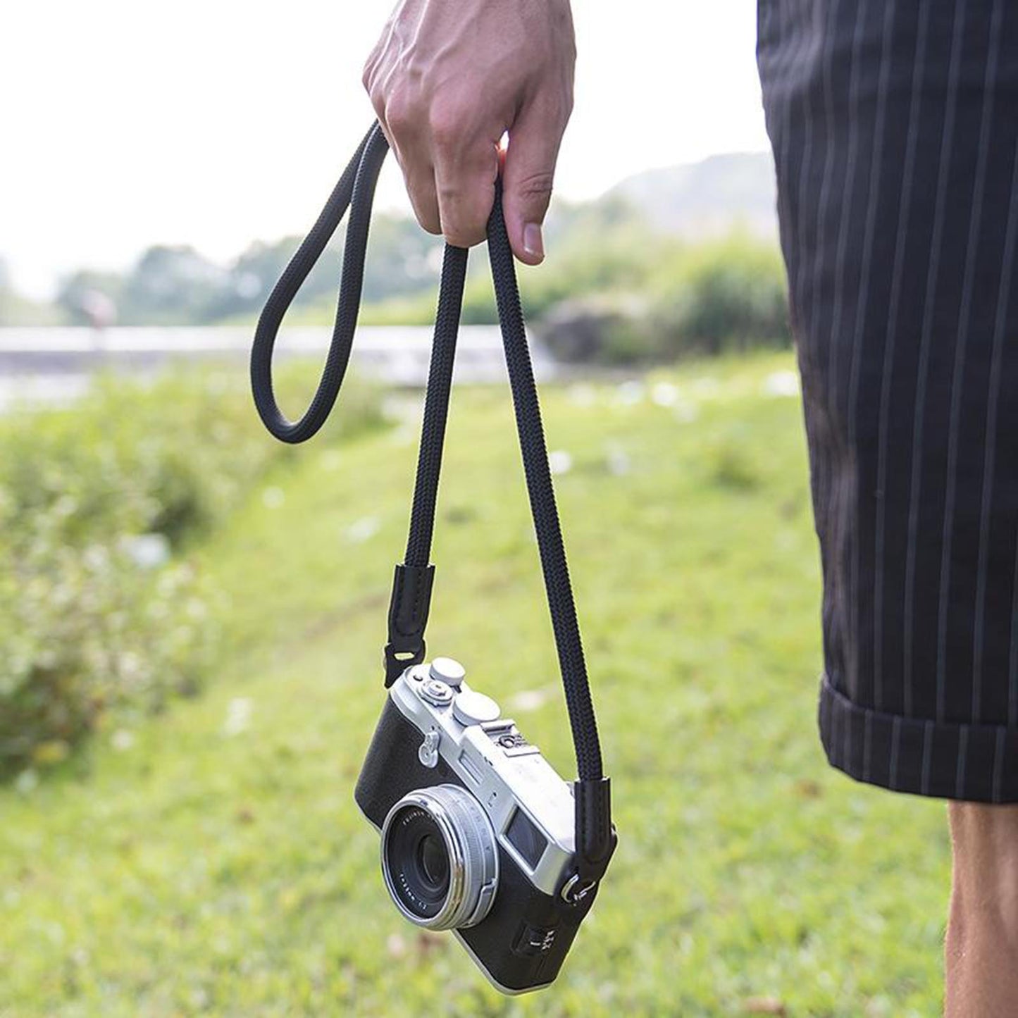Portable Camera Neck Shoulder Strap Fits NIKON Z7 / Z6 / J5 / J4 DSLR Camera Gold