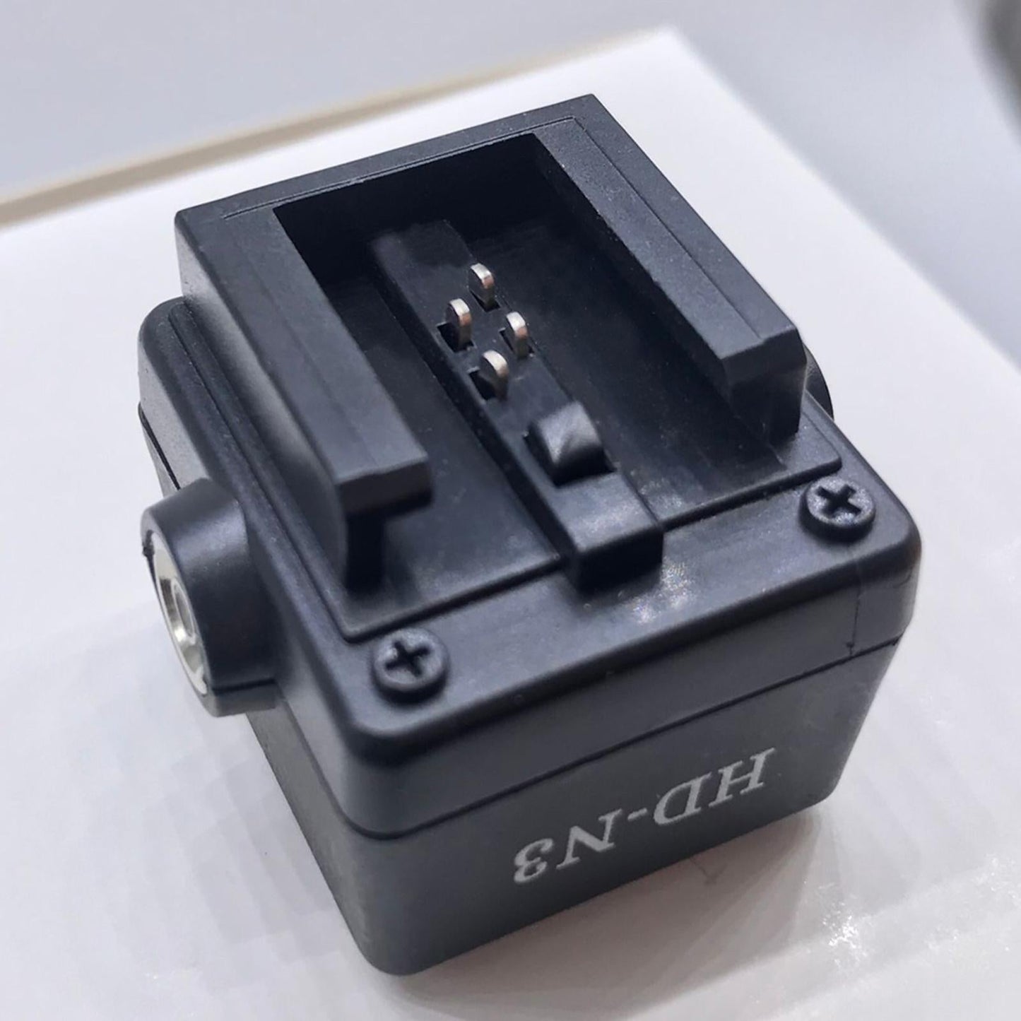 Mini Flash Hot Shoe Adapter Converter for Sony Alpha A550 A850 Durable