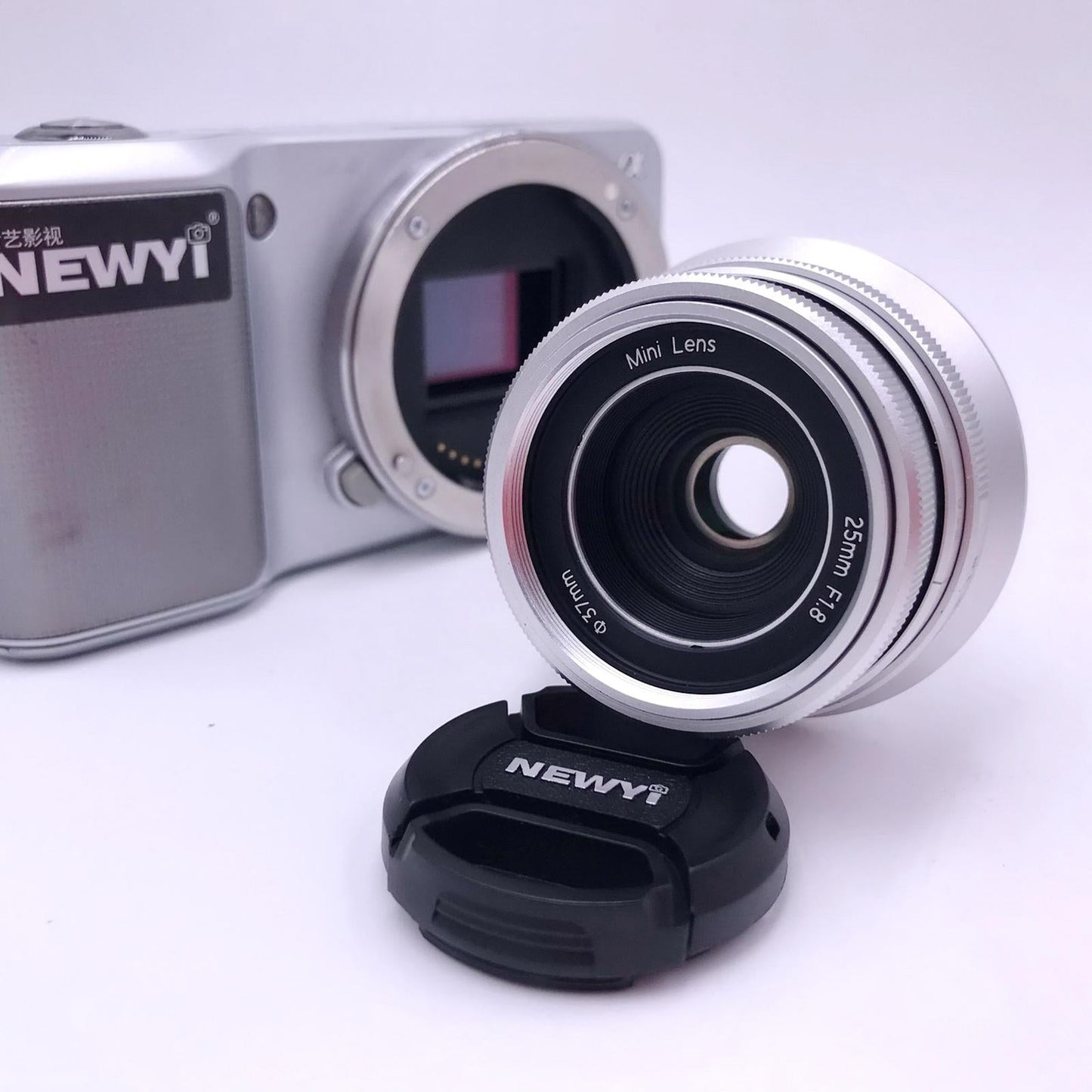 Prime Fixed Lens F/1.8 with Front Lens Cover for Micro Cameras  NEX