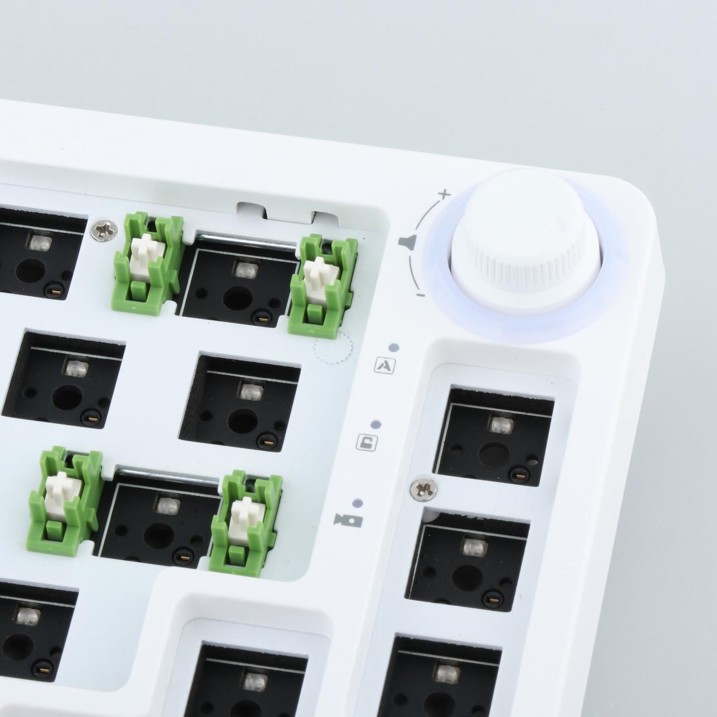 TM680 Hot Swap Mechanical Keyboard Kit RGB Backlight  Wireless White