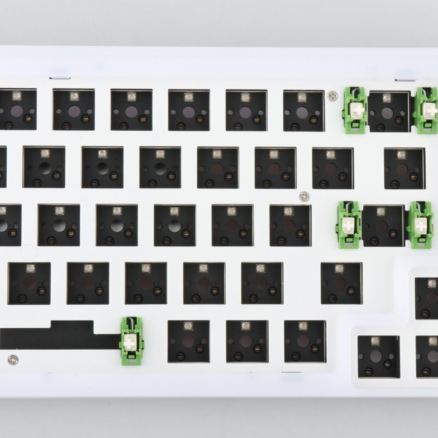 TM680 Hot Swap Mechanical Keyboard Kit RGB Backlight  Wireless clear white