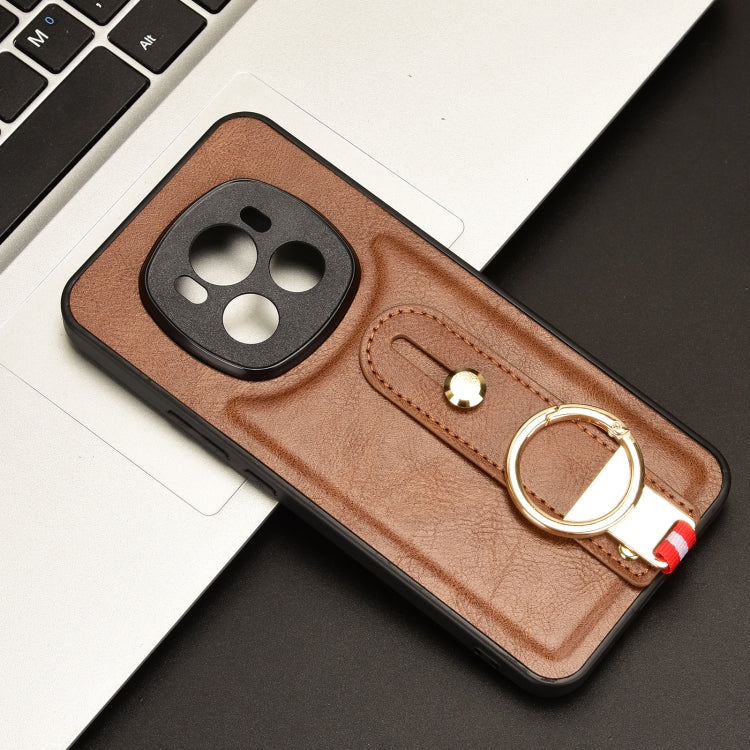 For Honor Magic6 Wristband Leather Back Phone Case(Brown)