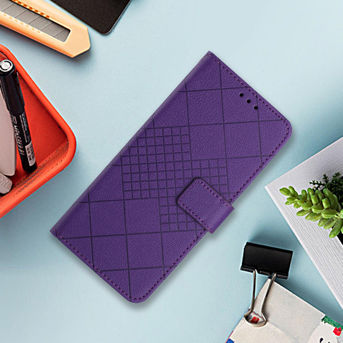 Compatible with iPhone 18 Pro & 17 Pro Rhombic Grid Texture Leather Phone Case - Purple
