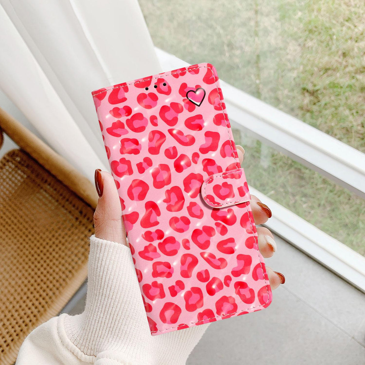 Compatible with iPhone 18 Pro Max 3D Pattern Leather Phone Case - Pink Leopard Print