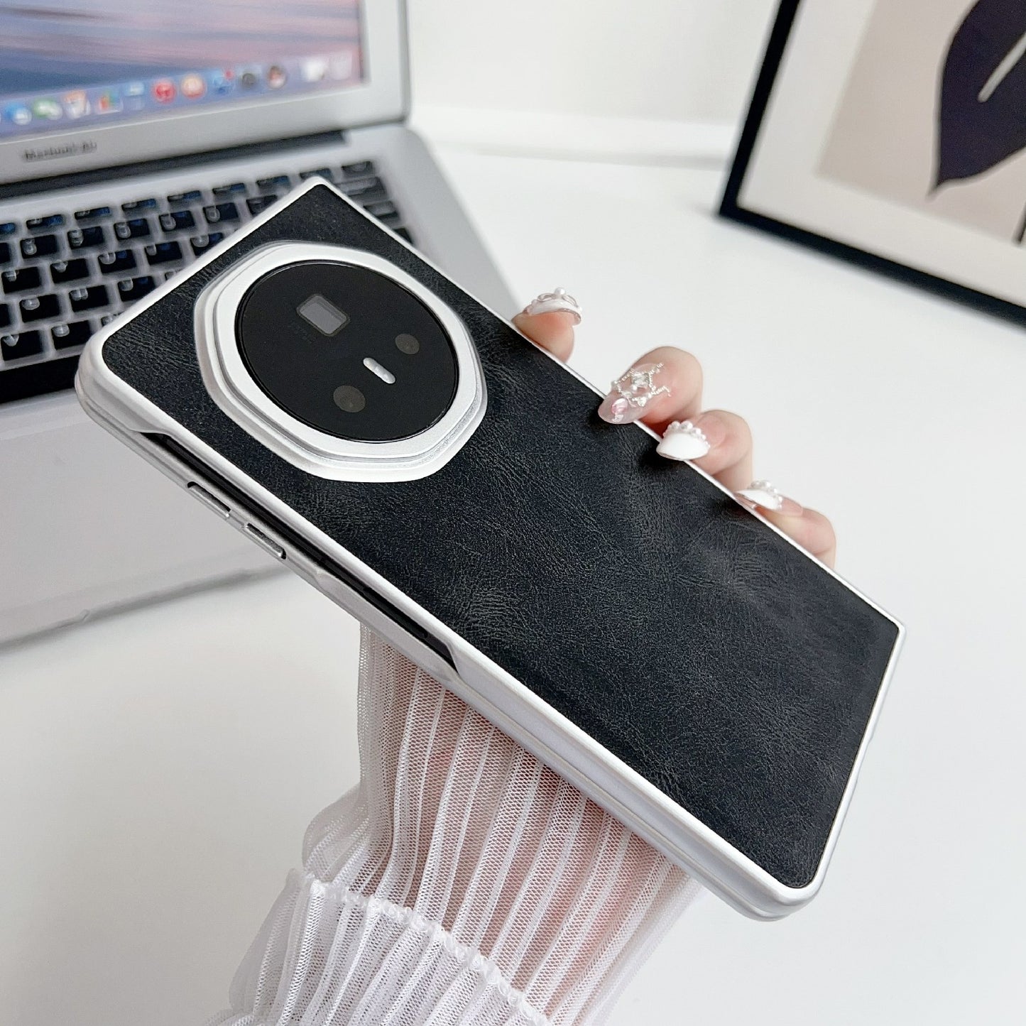 For Honor Magic V3 Metallic Paint Skin Feel Leather Phone Case(Pink)