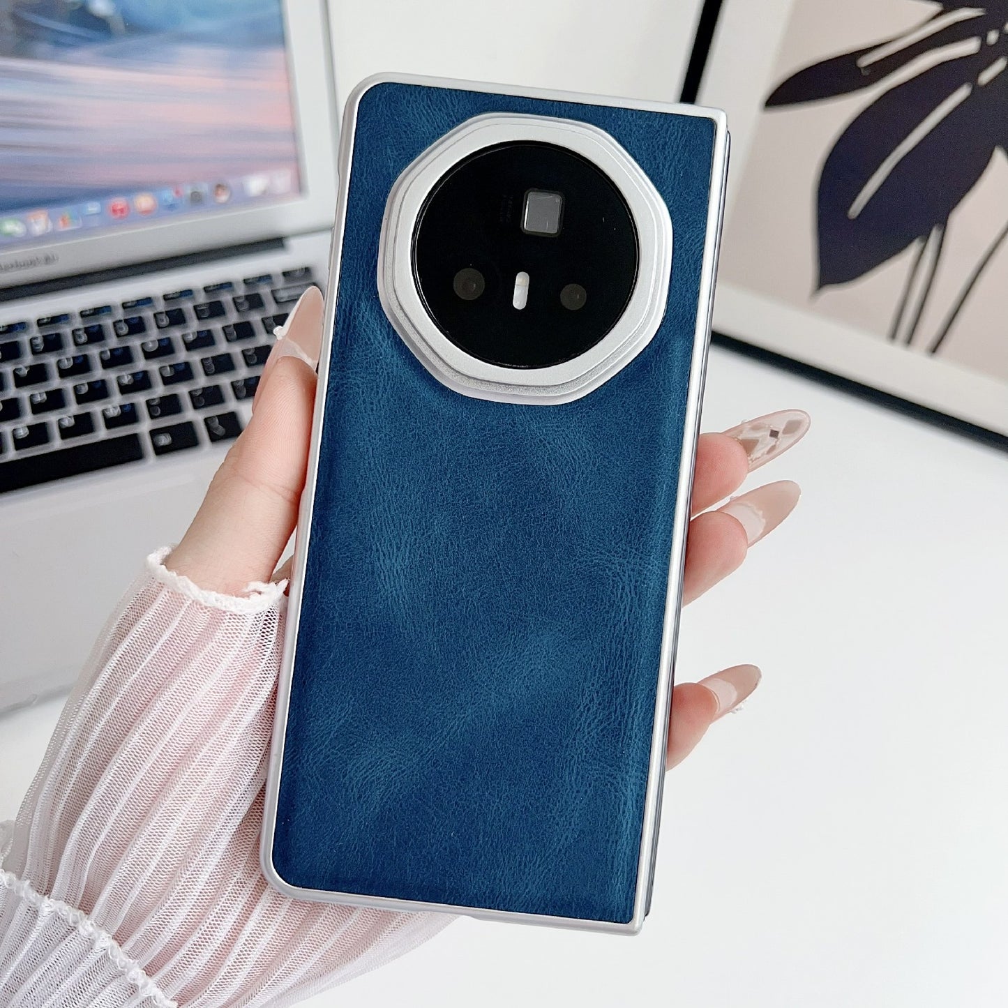 For Honor Magic V3 Metallic Paint Skin Feel Leather Phone Case(Blue)