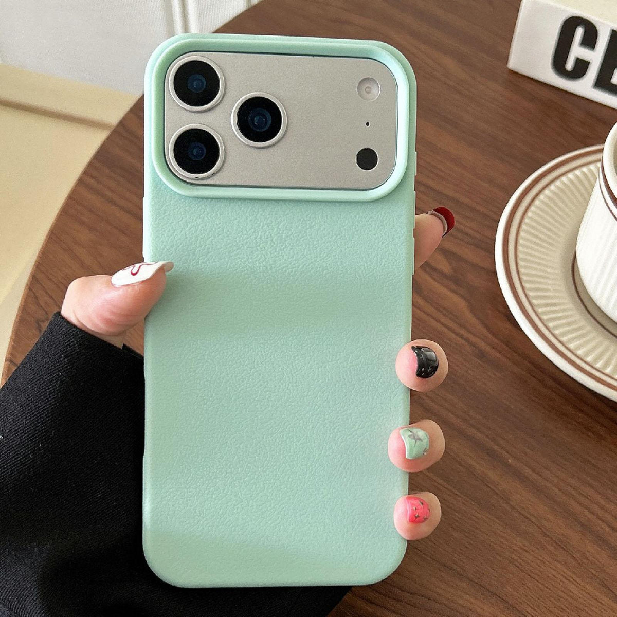 Compatible with iPhone 18 Pro Max Leather Texture TPU Full Coverage Phone Case - Green