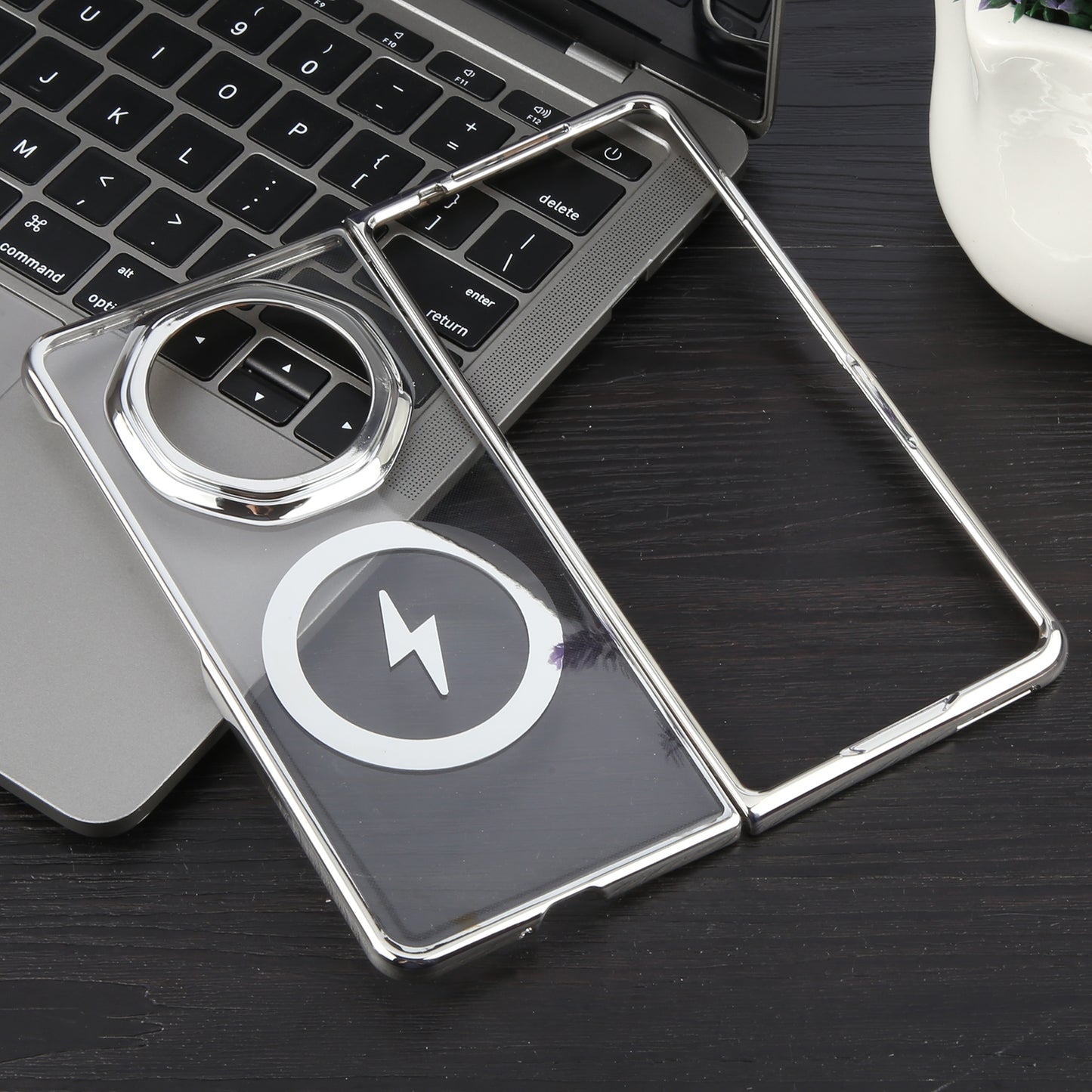 For Honor Magic V3 6D Glossy Electroplated PC MagSafe Phone Case(Galaxy Silver)