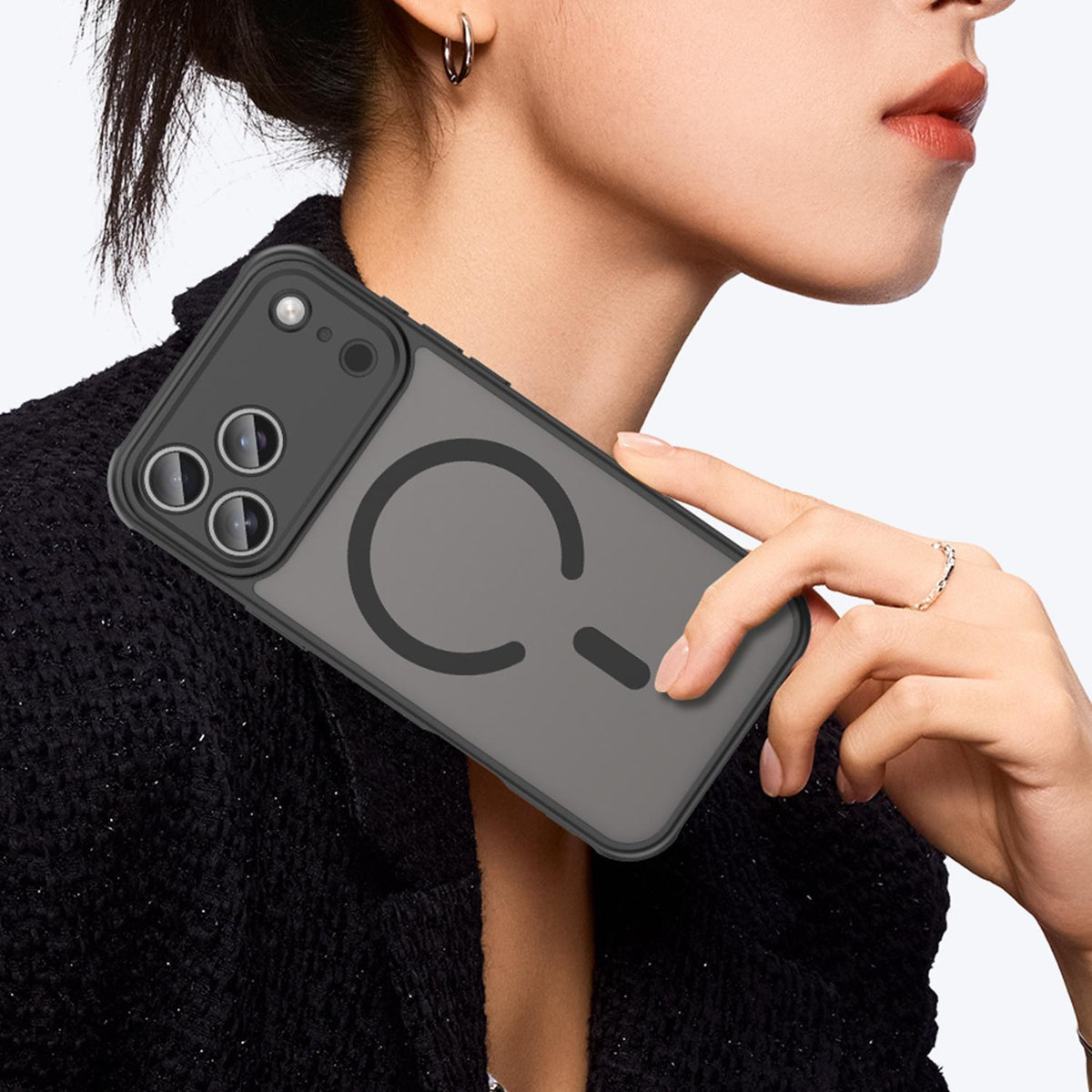 Compatible with iPhone 18 Pro Max Fan Dun Series TPU Dual-Layer PC Frosted Magsafe Phone Case - Black