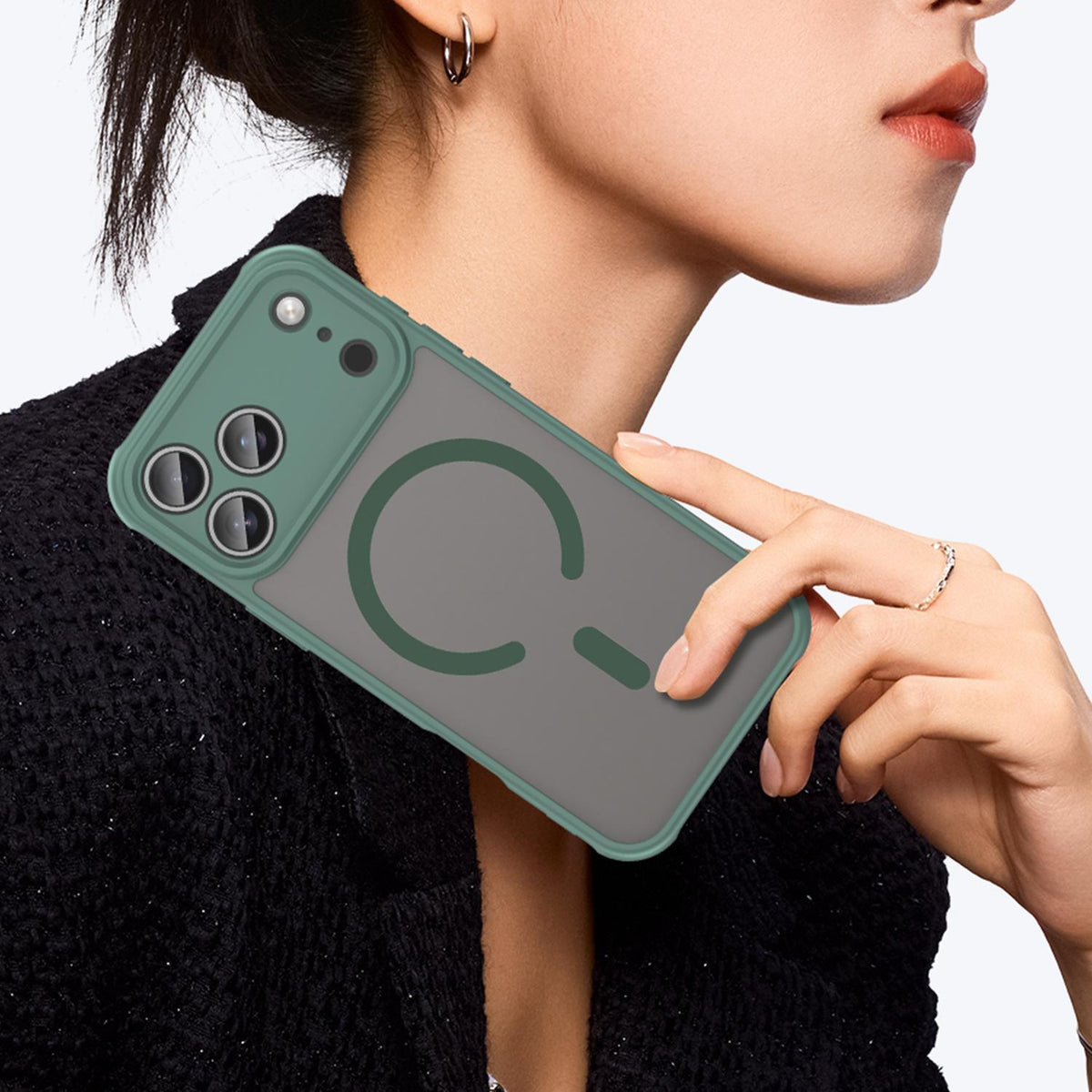 Compatible with iPhone 18 Pro Max Fan Dun Series TPU Dual-Layer PC Frosted Magsafe Phone Case - Green