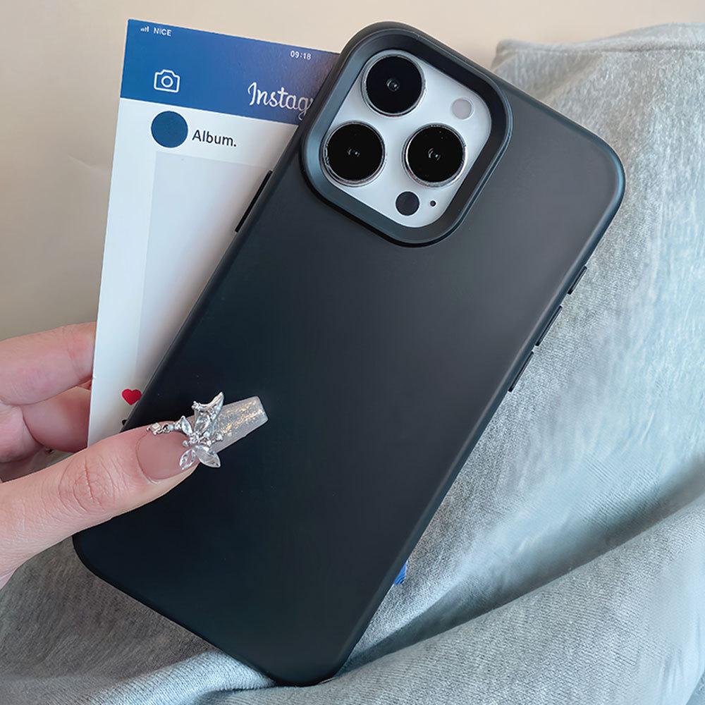 Compatible with iPhone 18 Pro Max & 17 Pro Max Dopamine Simple Imitation Liquid Silicone Phone Case - Black