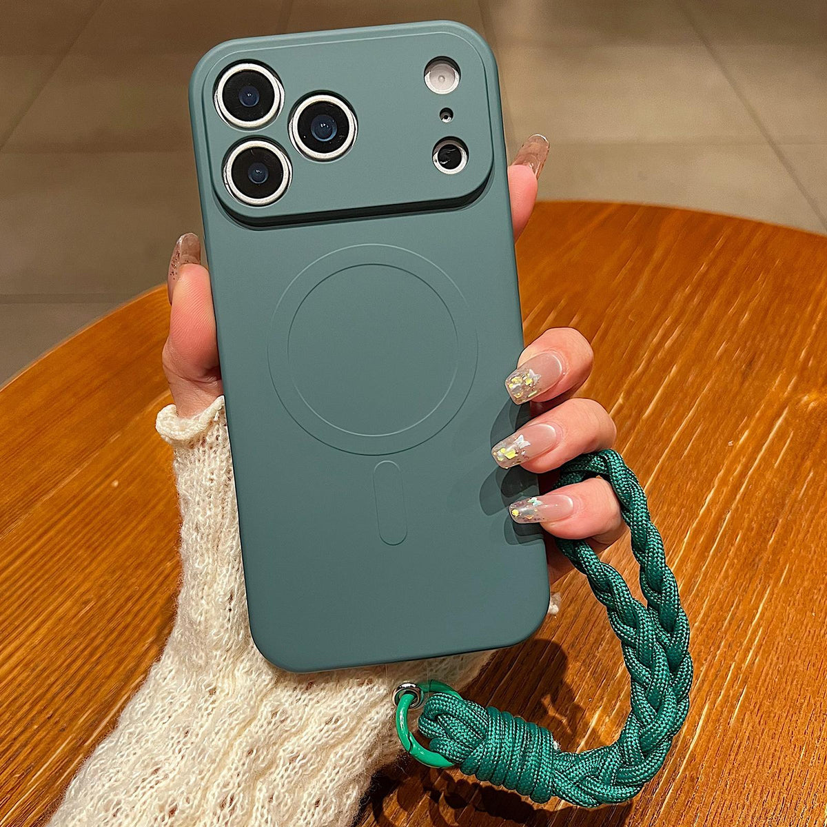 Compatible with iPhone 18 Pro Max Solid Color Liquid Silicone Magnetic Phone Case with Lanyard - Dark Green