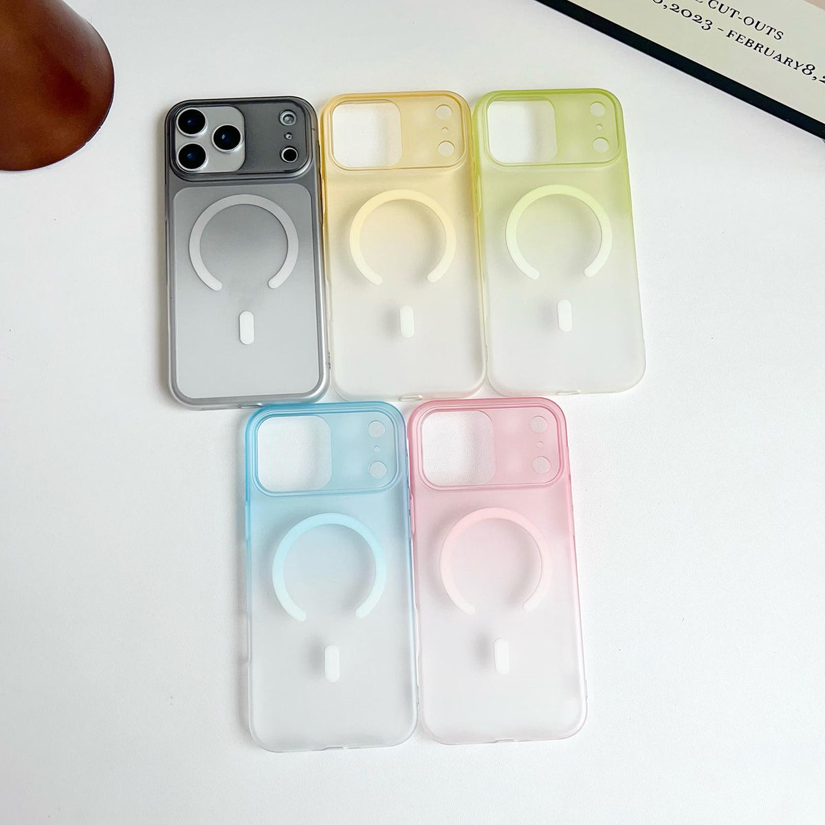 Compatible with iPhone 18 Pro Max & 17 Pro Max Ice Mist Gradient Magnetic PC Phone Case - Gradient Green