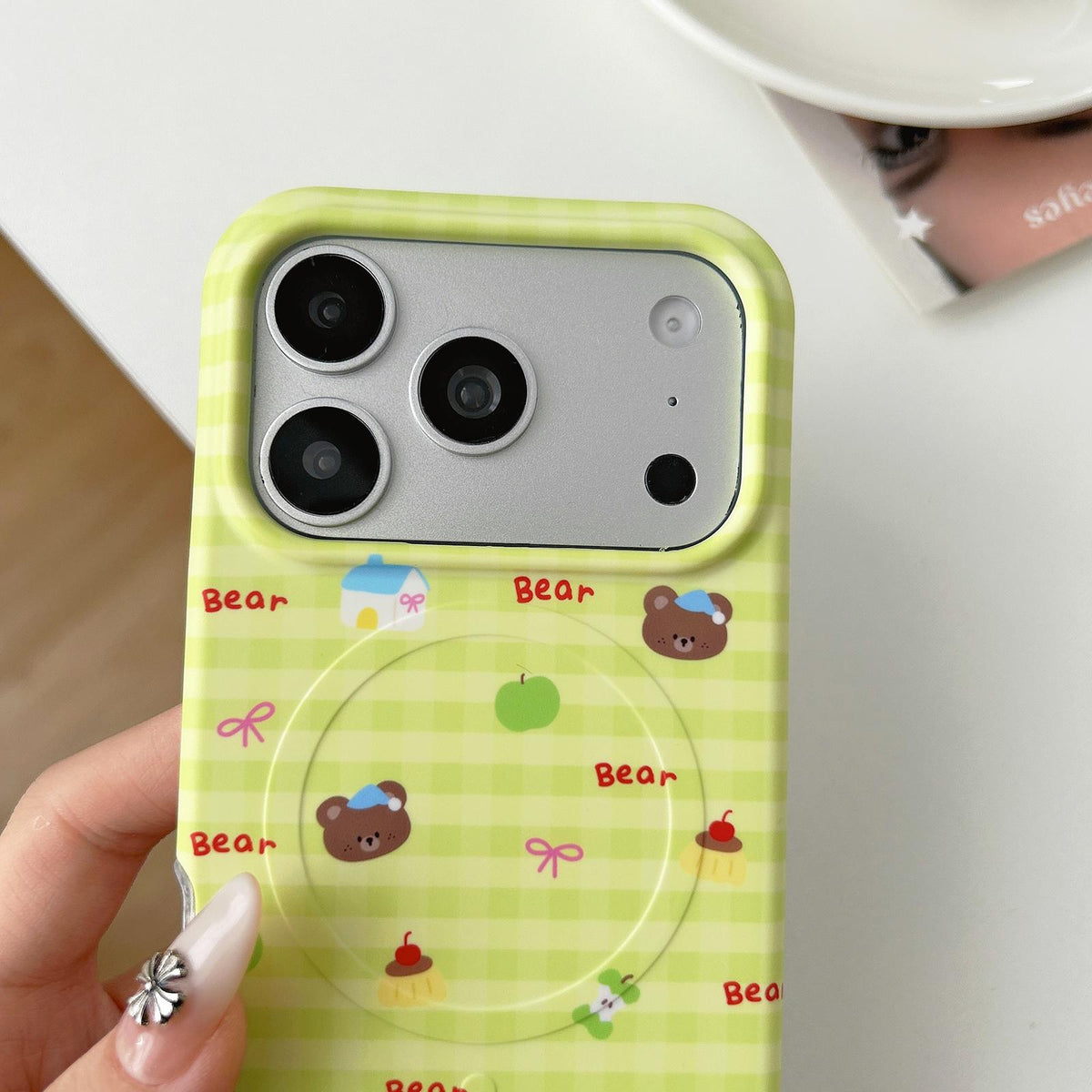 Compatible with iPhone 18 Pro Max & 17 Pro Max Graffiti Pattern 2 in 1 PC Dual-Layer TPU Phone Case - Line Dog