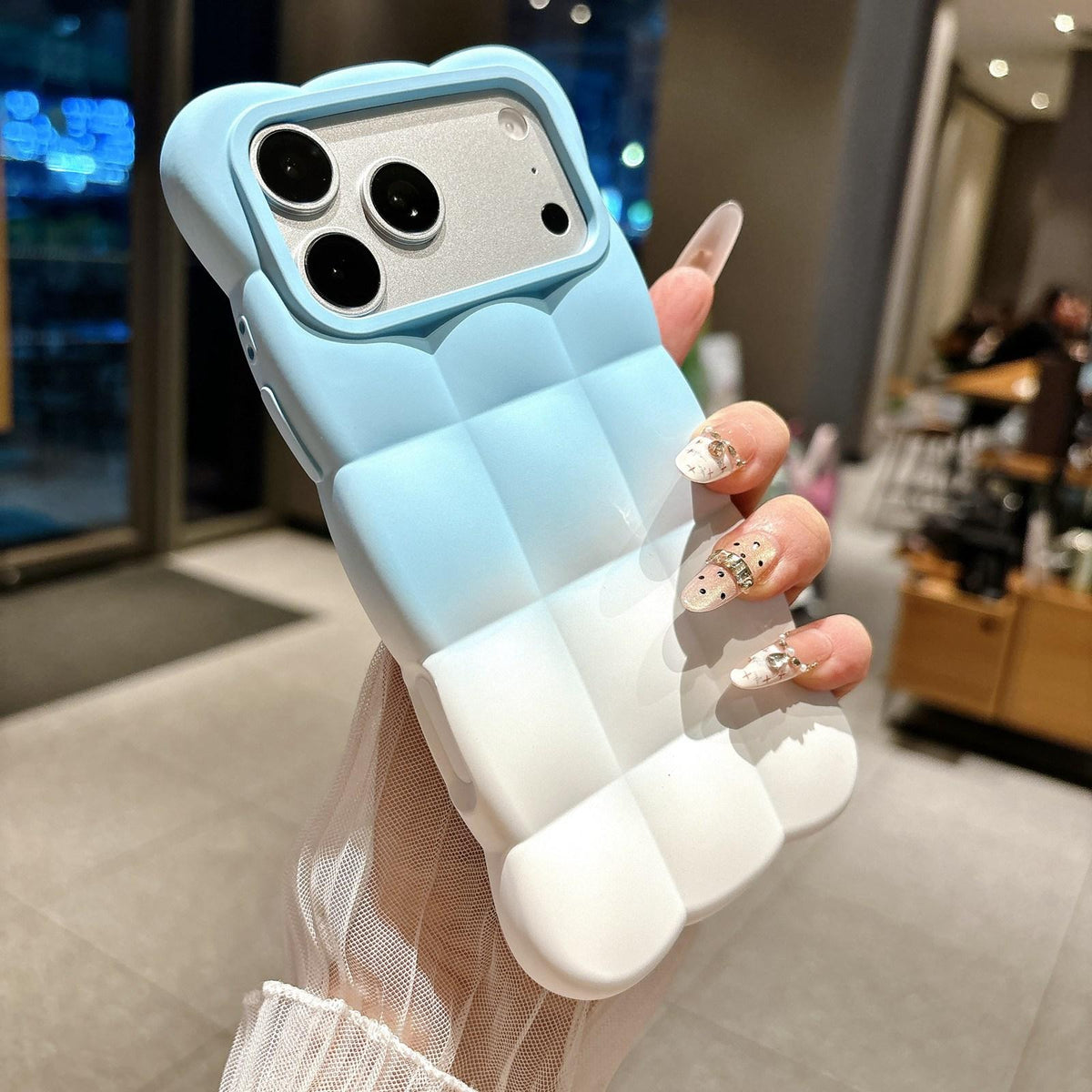Compatible with iPhone 18 Pro Max Gradient Cloud Square TPU Phone Case - Blue White