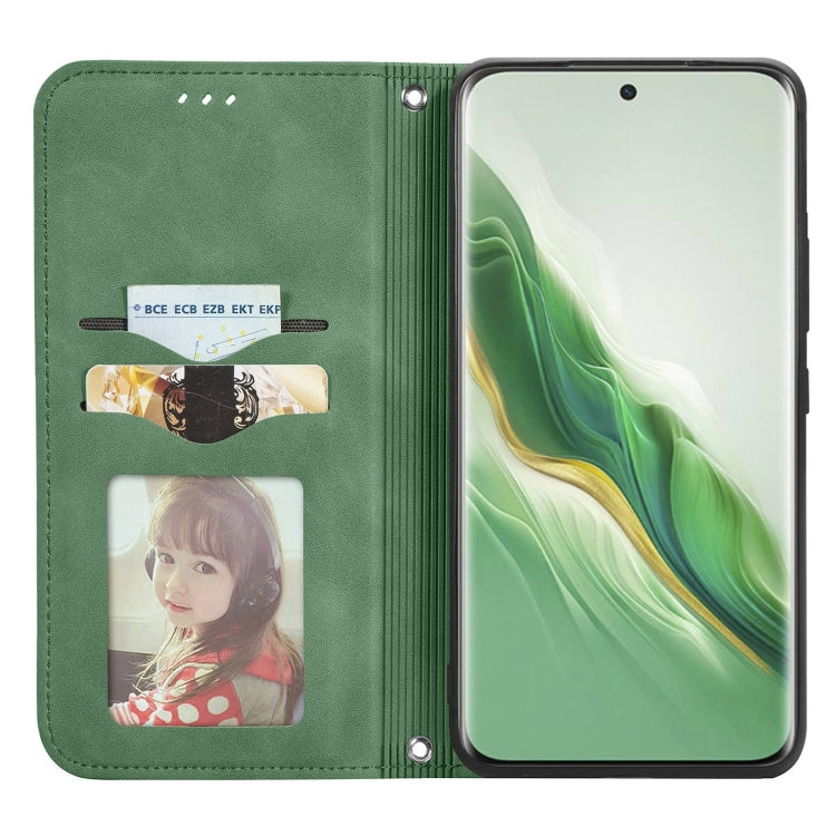 For Honor Magic6 Retro Skin Feel Magnetic Flip Leather Phone Case(Green)