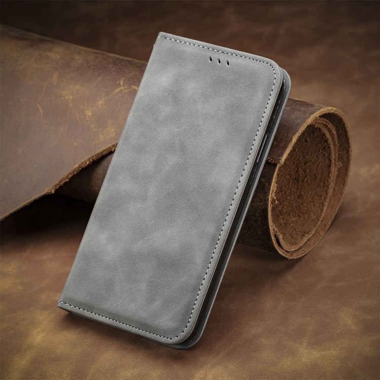 For Honor X9b Retro Skin Feel Magnetic Flip Leather Phone Case(Grey)