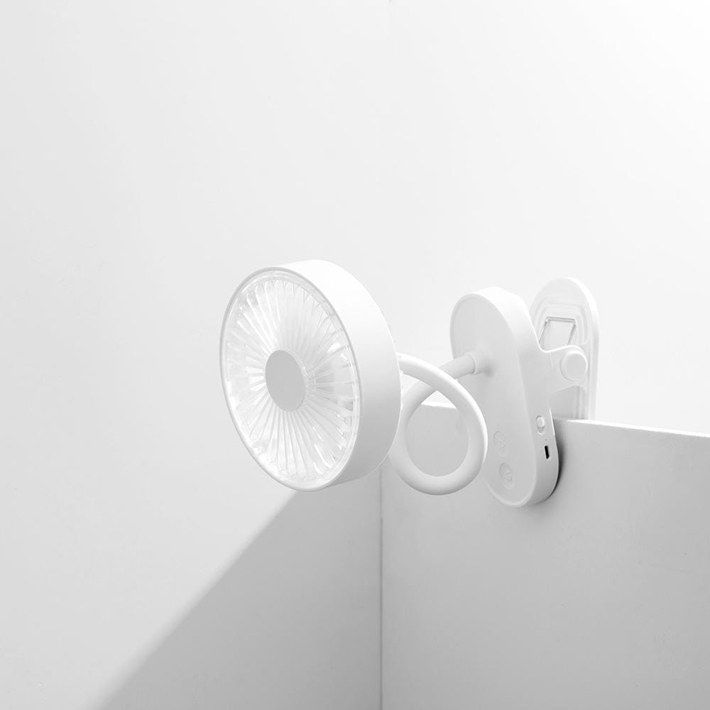 QW-F13 Multi-function Mini USB Charging Mute Clip Electric Fan Table Lamp, with 3 Speed Control (White)