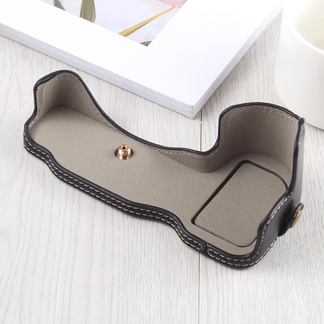 1/4 inch Thread PU Leather Camera Half Case Base for Nikon Z6 / Z7 (Coffee)