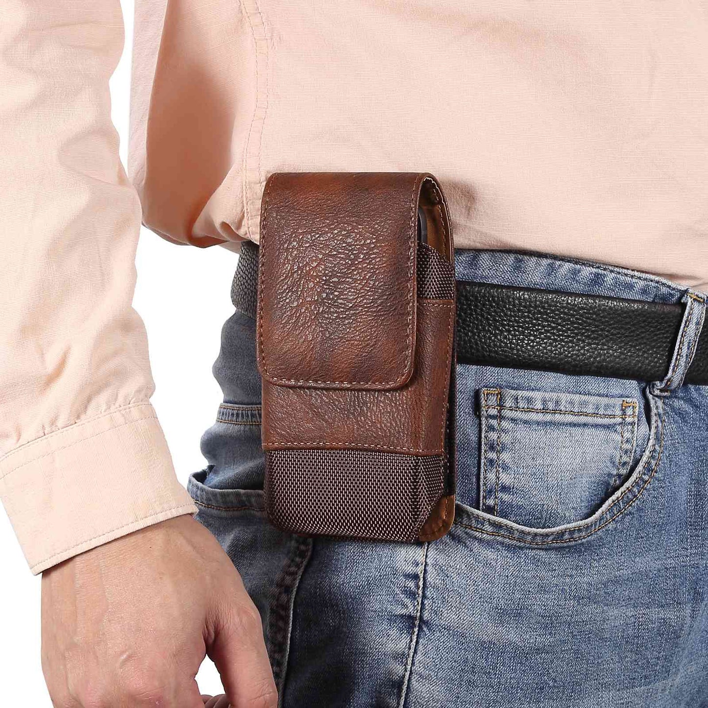 for Samsung Galaxy S22+ 5G / iPhone 11 Pro Max / Huawei Mate 40 / Honor 50 Universal 6.5-Inch Phone Waist Pouch Elastic Sides Card Carrying Bag - Brown