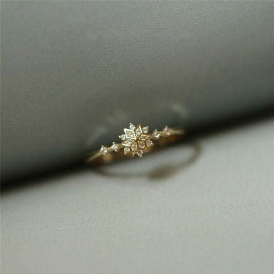 Women Sample Style Cute Snowflake Rings, Ring Size:6(gold)