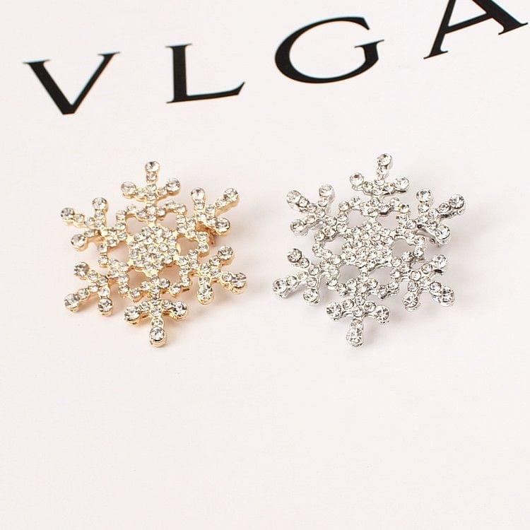 Fashion Water Drill Christmas Snowflake Brooch(Silver)