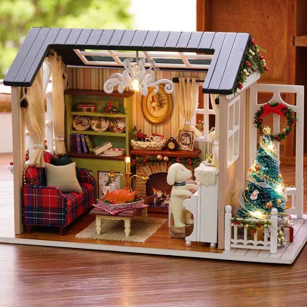 DIY Christmas Miniature Dollhouse Kit