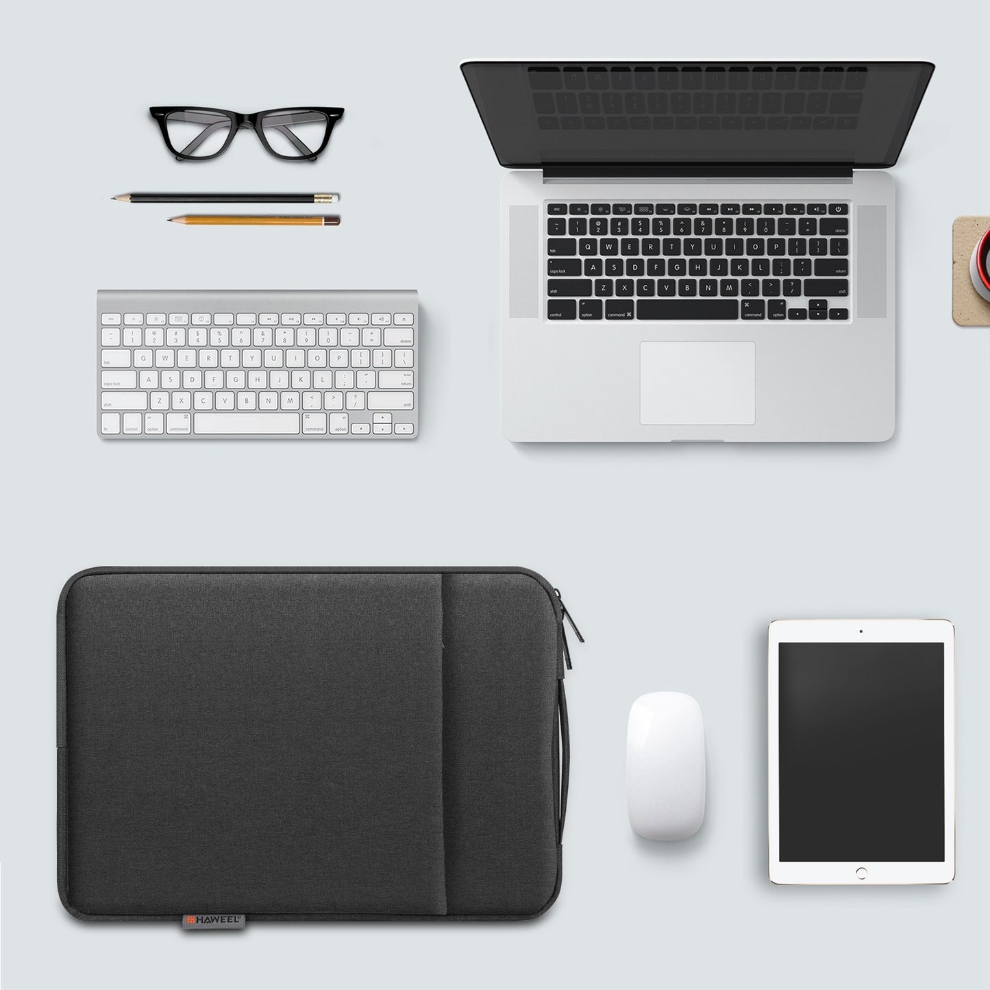 Haweel HWL7021 For 15-16.7 inch Macbook Pro 15 inch (2016) / (2018-2019)  /  16 inch (2022) Slim Carrying Case Shockproof Laptop Sleeve Bag with Handle - Black