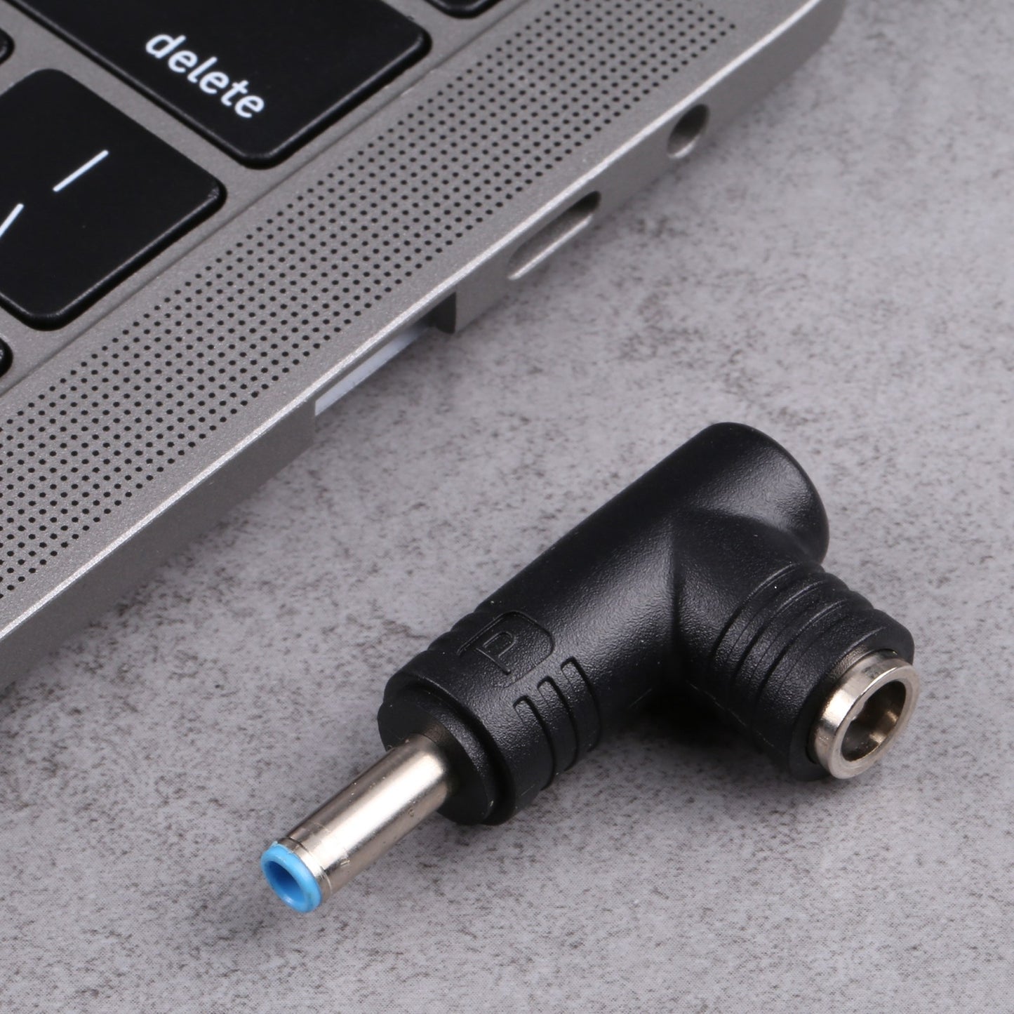 240W 4.5x3.0mm Male to 5.5x2.5mm Female DC Converter Plug and Play 90 Degree Adapter for HP Laptop