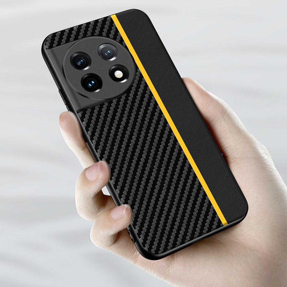 For OnePlus 11 5G PU Leather Coated TPU Case Ultra Slim Carbon Fiber Texture Anti-scratch Phone Cover - Carbon Fiber / Gold